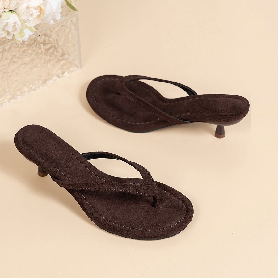 Kitten Heel Women - รองเท้าส้นเตี้ยแบบสวม หนังกลับเทียม รุ่นใหม่ สำหรับผู้หญิง ส้นเข็มเล็ก รองเท้าสไลด์กันลื่น