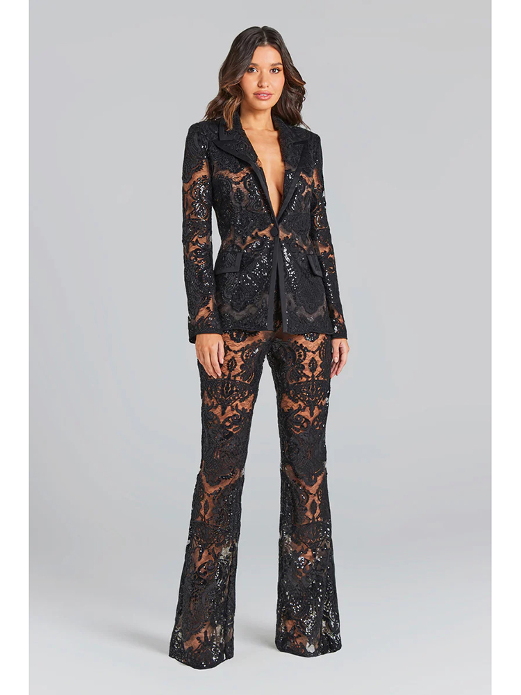 Formal Attire Woman - ชุดสูทดีไซน์เนอร์รันเวย์รุ่นใหม่ล่าสุดปี 2026 จาก HIGH STREET ชุดเซ็ตเสื้อเบลเซอร์ลูกไม้กิปัวร์ติดกระดุมเม็ดเดียวสำหรับผู้หญิง