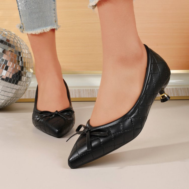 รองเท้าส้นเตี้ยหัวแหลมประดับโบ - Kitten Heel Women บทวิจารณ์และราคา